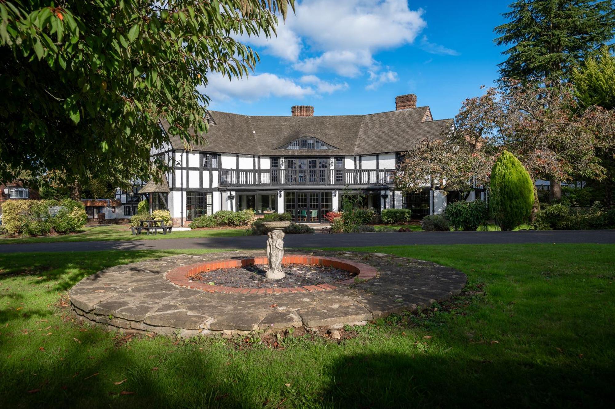 Thatchers East Horsley Luaran gambar
